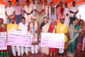 रायगढ़ में शेरवानी, सारंगढ़ में पजामा-कुर्ता,मुख्यमंत्री कन्या विवाह योजना में दूल्हों के साथ भेदभाव