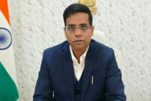 कलेक्टर डॉ. संजय कन्नौजे की स्थानांतरण की खबर से सारंगढ़ में छाई मायूसी
